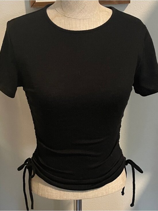 Tops - Black Side-Tie Short Sleeve Top